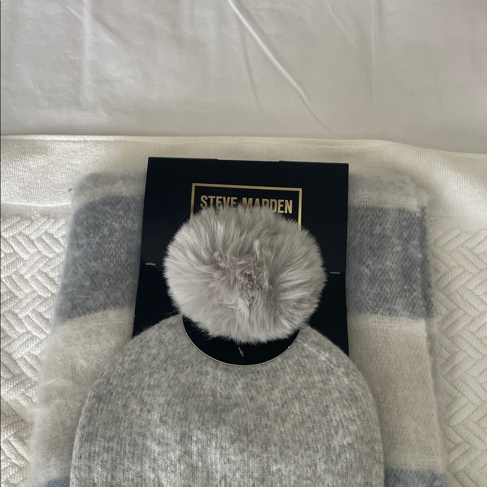 Steve Madden Light Gray Beanie with Pom-Pom.